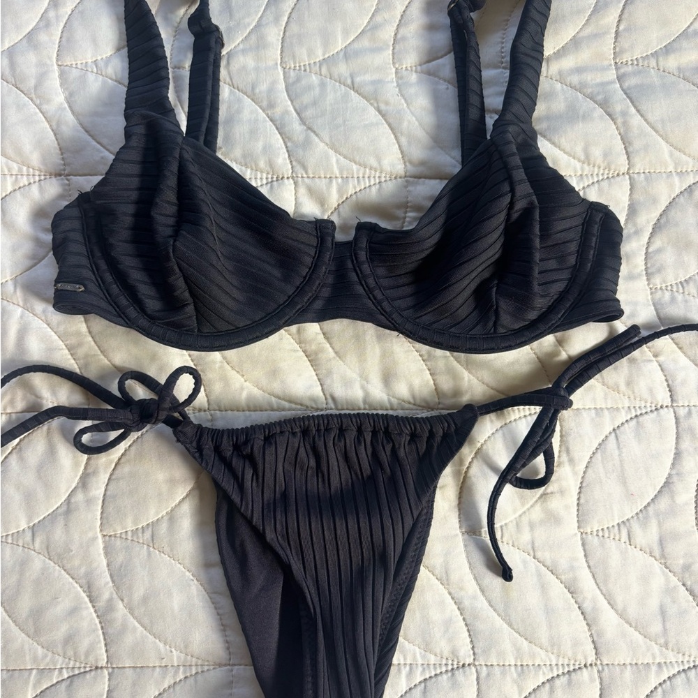 Rip Curl Black Ribbed Underwire Bikini Top with Tie-Side Bottom